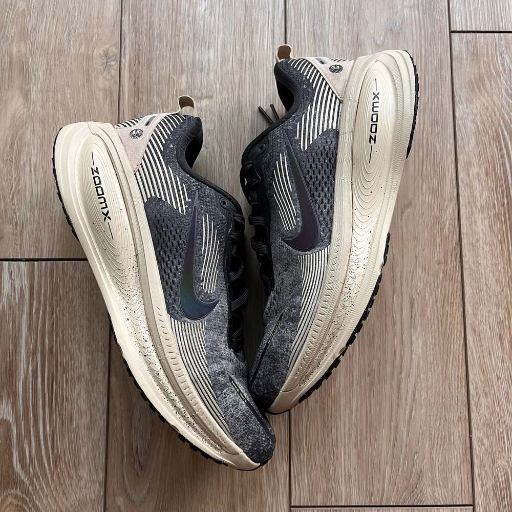Nike ZoomX Vomero 18 Running Medium Ash College Grey Pale Ivory Black